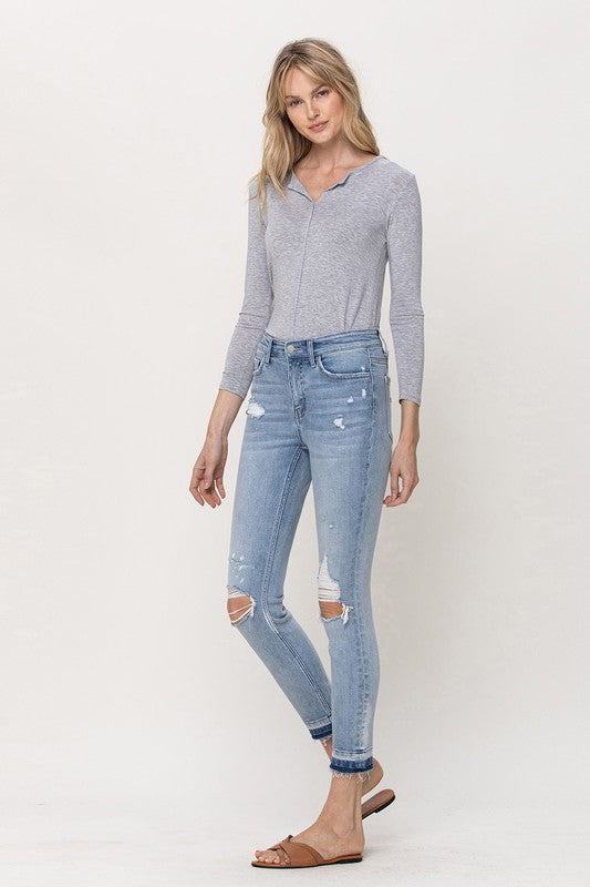 MID RISE CROP SKINNY