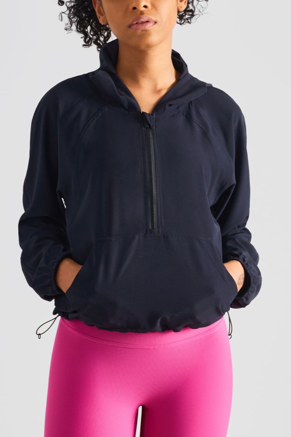 HALF-ZIP HOODED SPORTS TOP