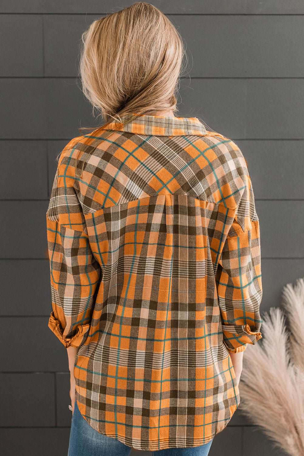 PLAID COLLARED NECK LONG SLEEVE BUTTON-UP SHIRT